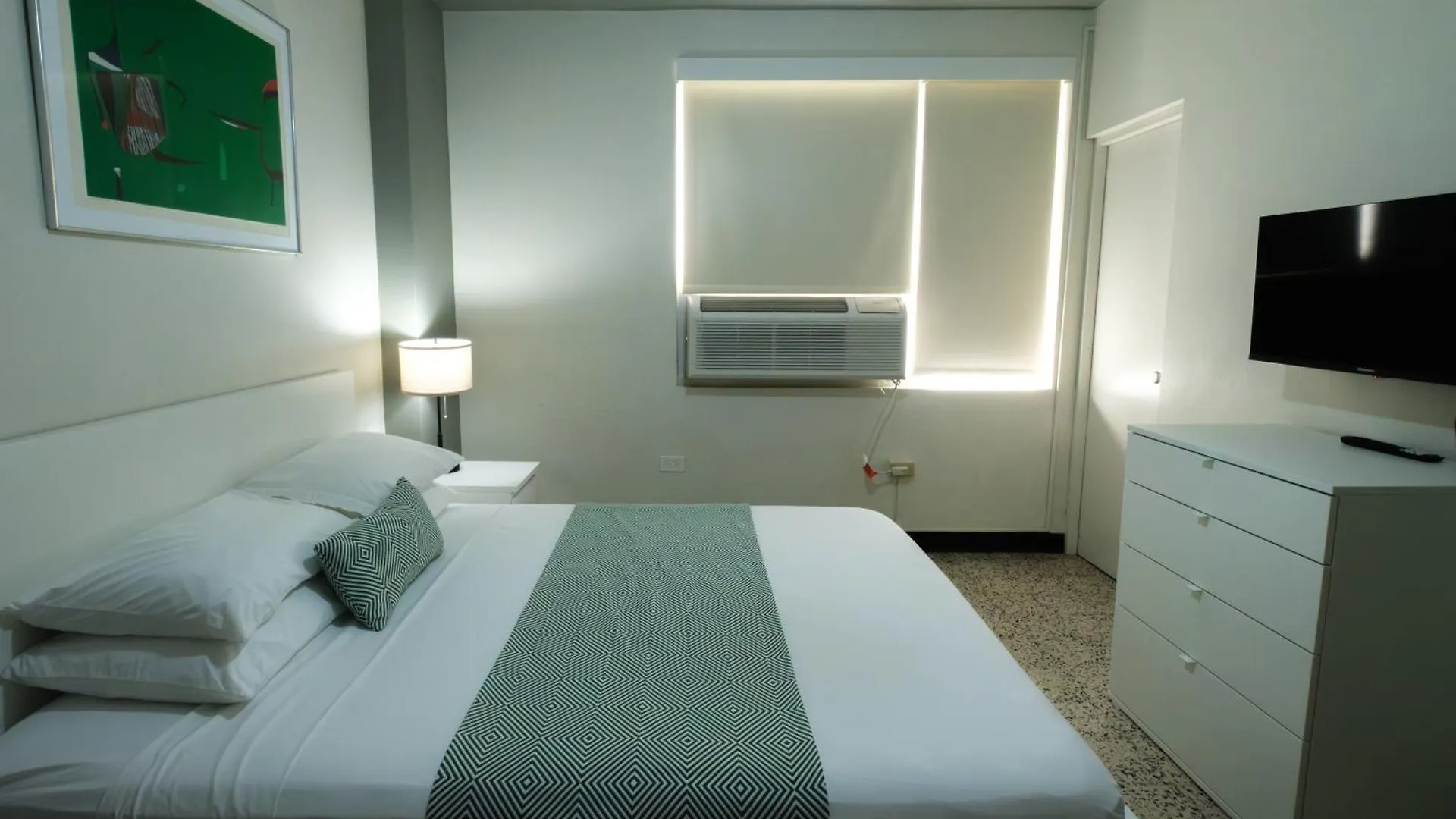 Aparthotel Olimpo Court San Juan 0*,